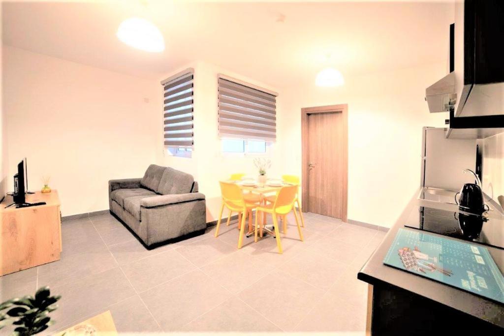 Isky Apartments Gzira Extérieur photo
