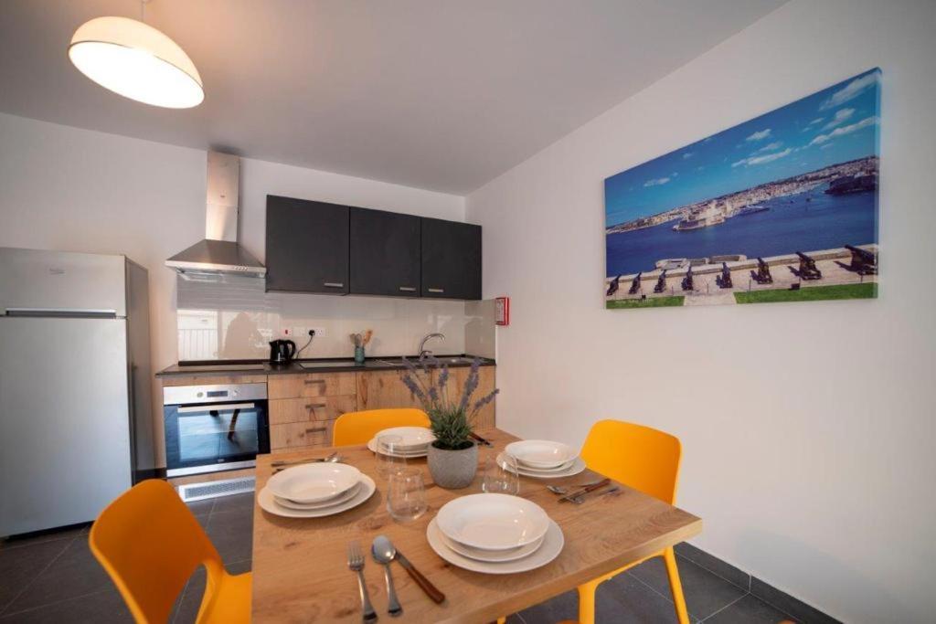 Isky Apartments Gzira Extérieur photo